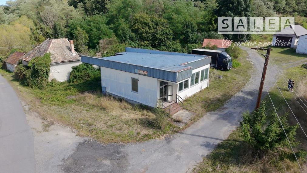 Multifunkčná budova s pozemkom v malebnej Ľuboriečke