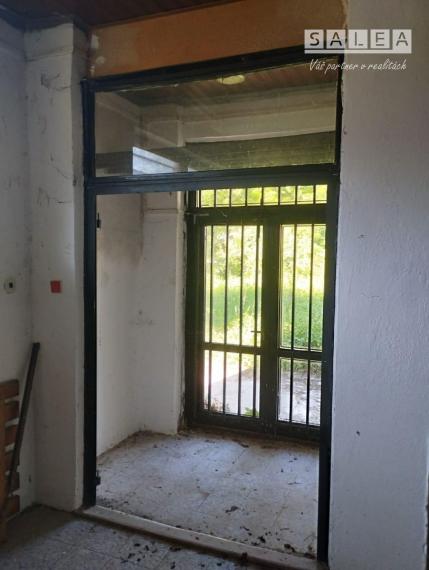 Multifunkčná budova s pozemkom v malebnej Ľuboriečke