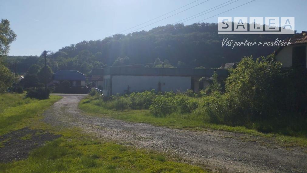 Multifunkčná budova s pozemkom v malebnej Ľuboriečke