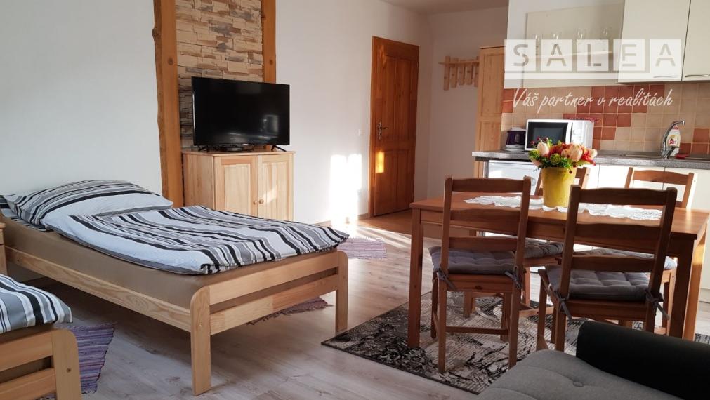 Na predaj ubytovanie pre turistov v  Sklený Tepliciach.