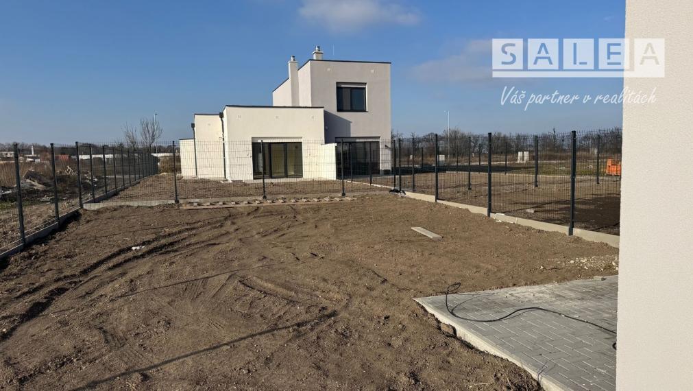 Znížená cena! Krásny štvorizbový rodinný dom v Hubiciach, bungalov, 85 m2, pozemok 350 m2