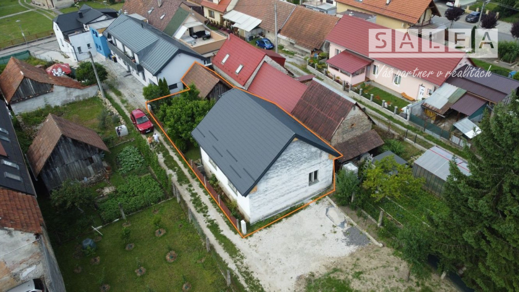 REZERVOVANÉ TEPLIČKA  NAD VÁHOM-RODINNÝ DOM