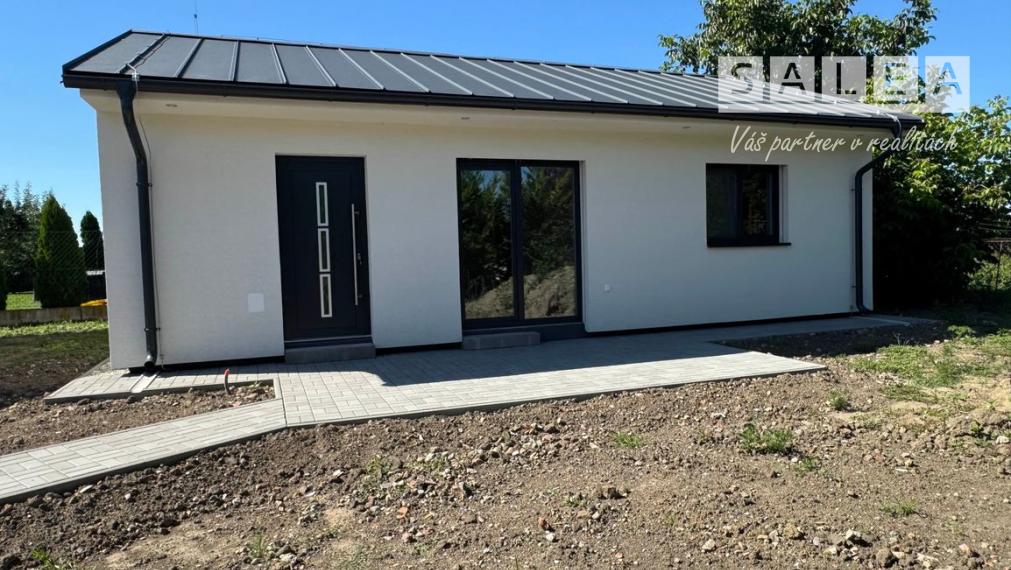 3 izbový rodinný dom Kajal o výmere 58 m2 na pozemku 220 m2 ( môžnosť dokúpiť pozemok) 