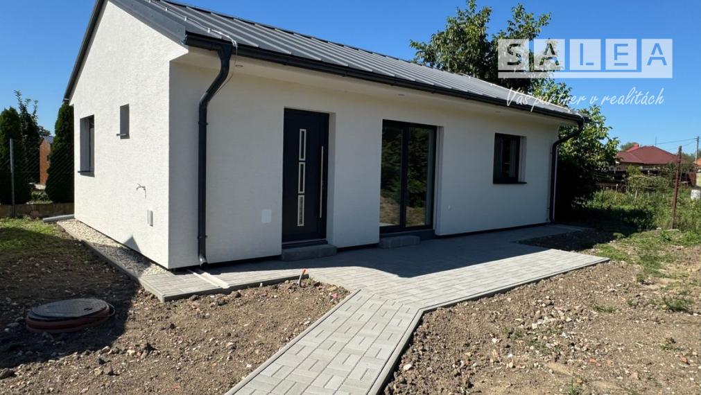 3 izbový rodinný dom Kajal o výmere 58 m2 na pozemku 220 m2 ( môžnosť dokúpiť pozemok) 