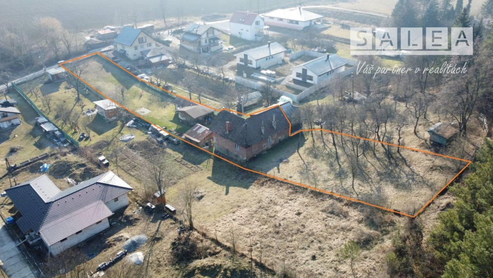 LIETAVSKÁ SVINNÁ BABKOV - POZEMOK 1998m2 + MOBILNÝ DOM