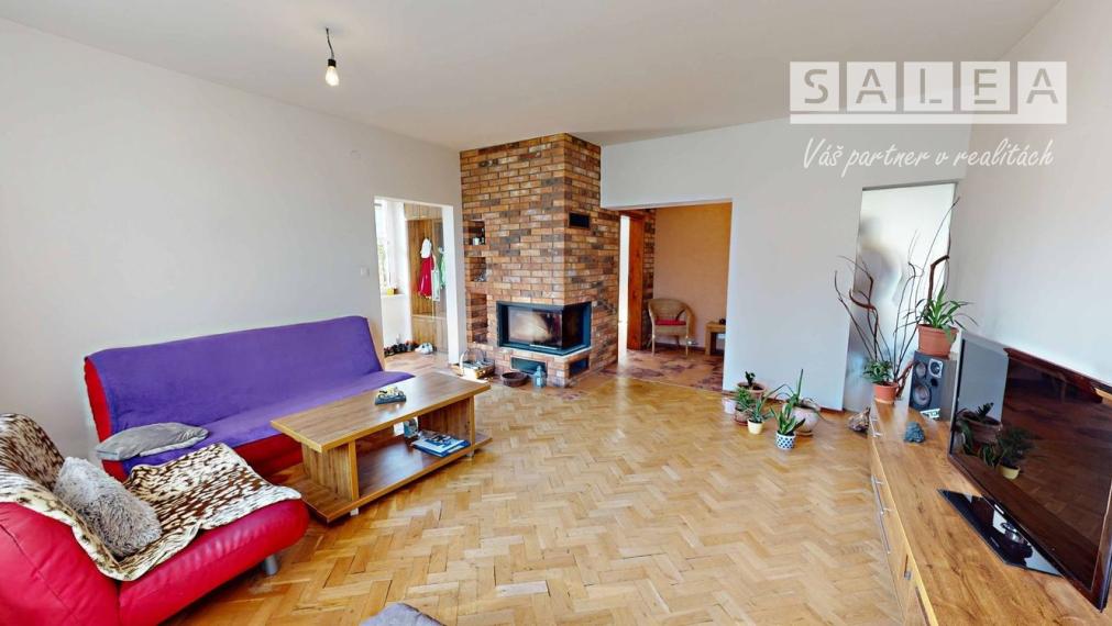 BÁNOVÁ - 6 IZBOVÝ RODINNÝ DOM - 2 BYTOVÉ JEDNOTKY