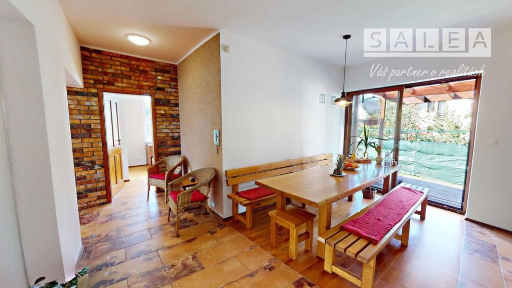 BÁNOVÁ - 6 IZBOVÝ RODINNÝ DOM - 2 BYTOVÉ JEDNOTKY