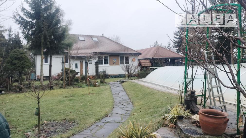 Výrazne znížená cena....Jedinečný rodinný dom v Šali/Veči