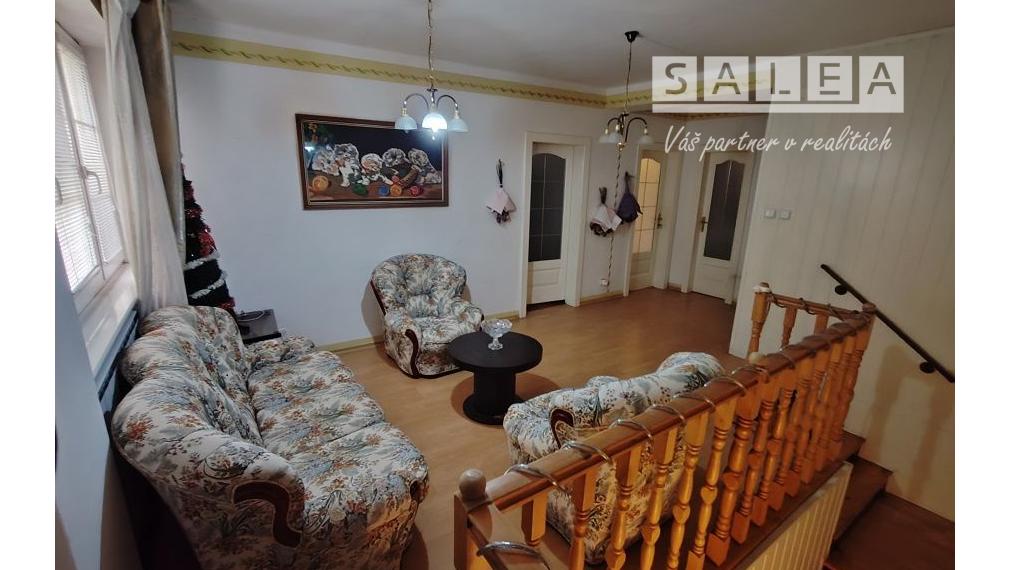 ZNÍŽENÁ CENA... EXKLUZÍVNE! VILA-DOM V PREŠOVE VÝBORNÁ LOKALITA, na pozemku o výmere 1013 m2.