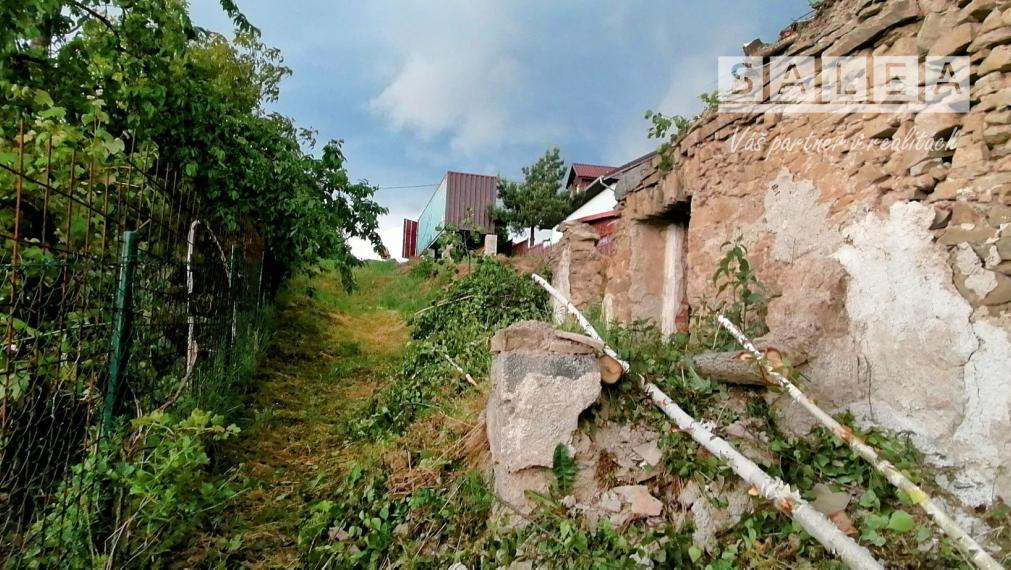 Exkluzîvne.Stavebný pozemok v obci Kaľava o celkovej rozlohe 890.m2
