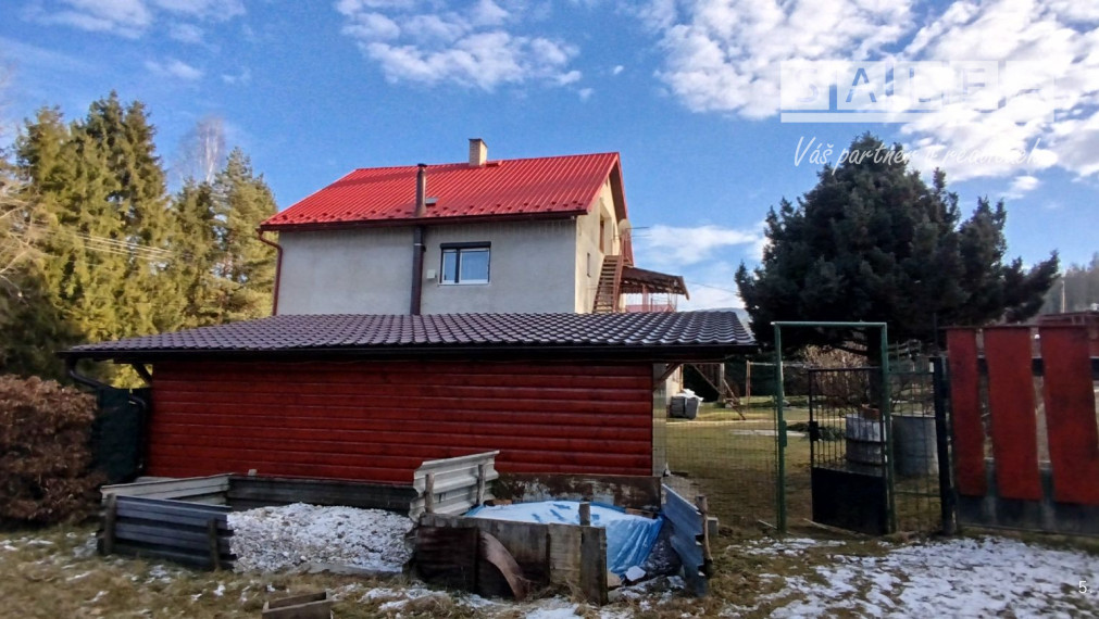 Exkluzívne. Rodinný dom v tichej lokalite pod lesom v Prakovciach