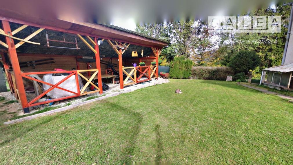 Exkluzívne. Rodinný dom v tichej lokalite pod lesom v Prakovciach