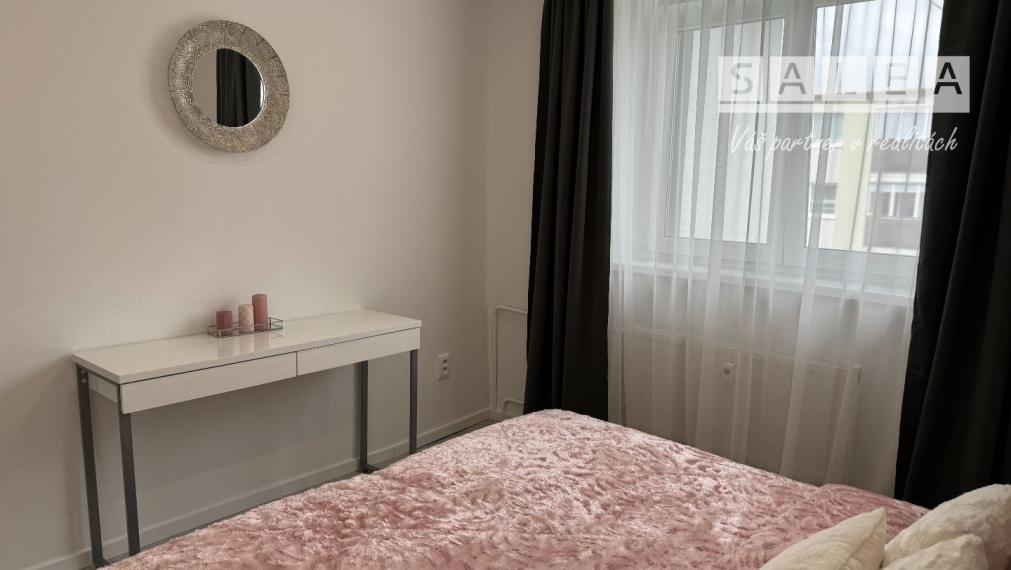 Krásny moderný 2 izbový byt v centre mesta Šaľa