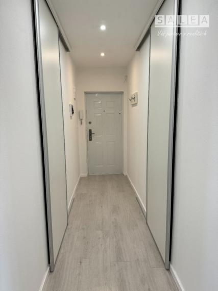 Krásny moderný 2 izbový byt v centre mesta Šaľa