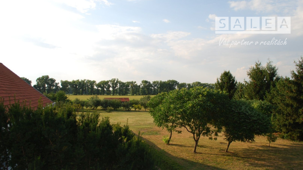 Vila Ranč Exkluzívna  - Krásna príroda, jazero, chov koní, apartmány, bazén, bowling, spoločenské akcie, kopec prírody, športu a relaxu