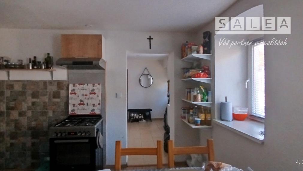 Exkluzívne. Dvojpodlažný RD o celkovej rozlohe 246 m2 v obci Slovinky