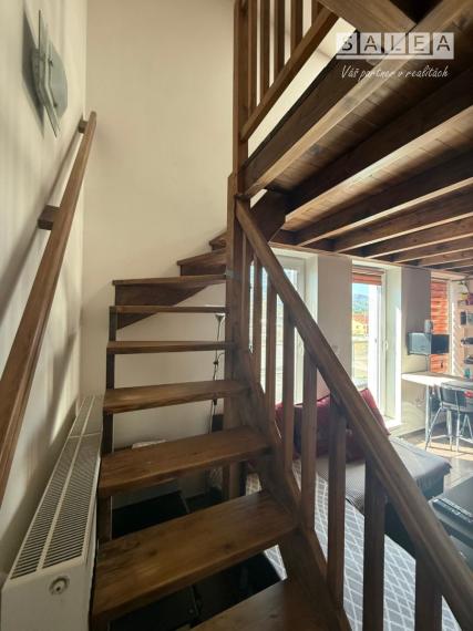 Štýlový 3-izbový byt s galériou - Nový Martin