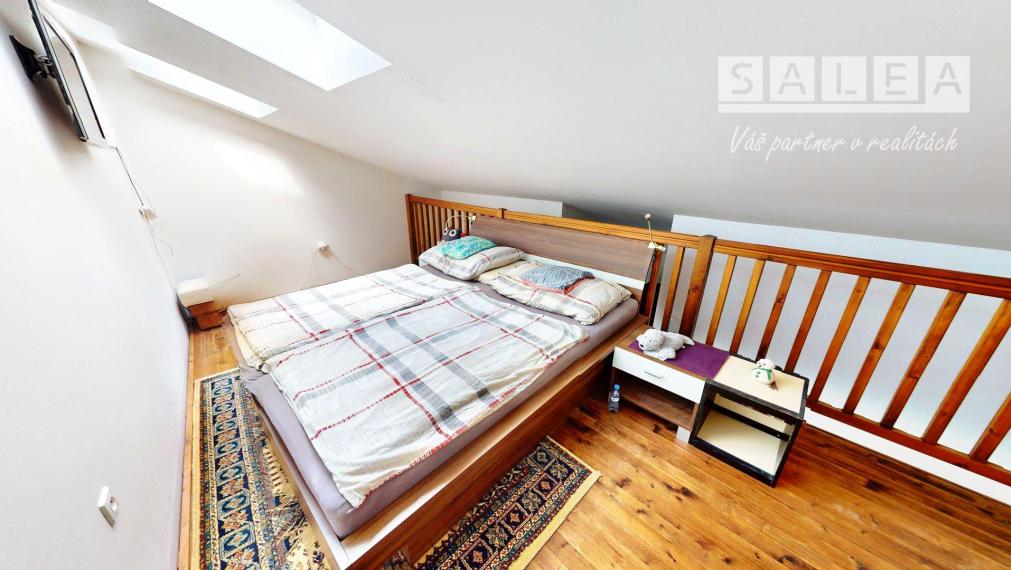 Štýlový 3-izbový byt s galériou - Nový Martin