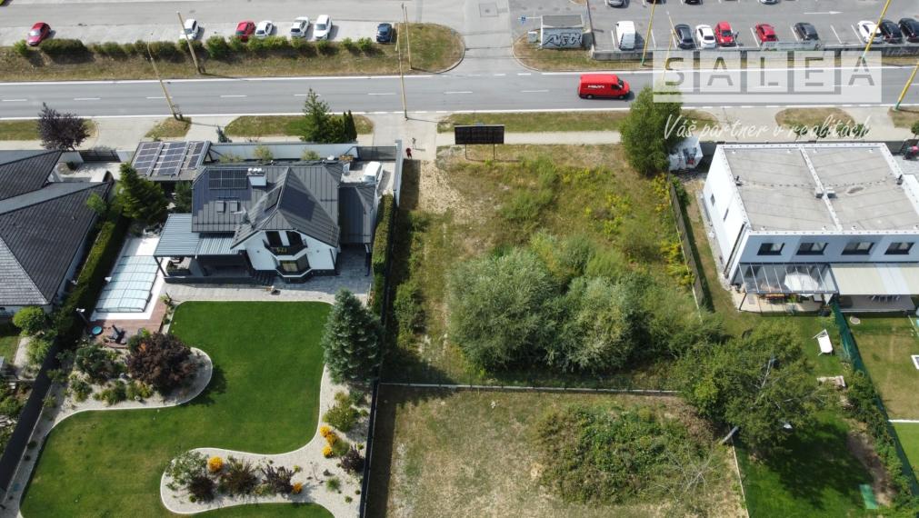 ŽILINA HÁJIK - EXKLUZÍVNY POZEMOK PRE RD - VÝMERA 788m2