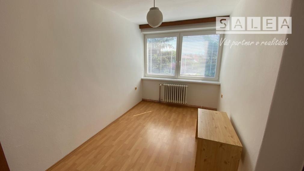 ZÁVODIE-ŽILINA, 4I BYT V TICHEJ LOKALITE S VLASTNÝM KÚRENÍM