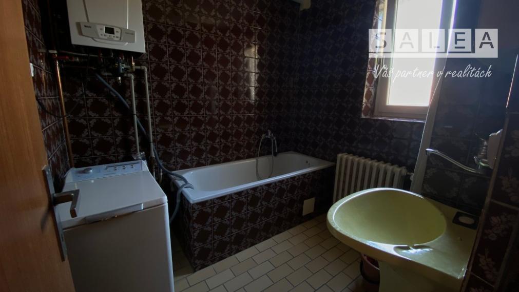 ZÁVODIE-ŽILINA, 4I BYT V TICHEJ LOKALITE S VLASTNÝM KÚRENÍM