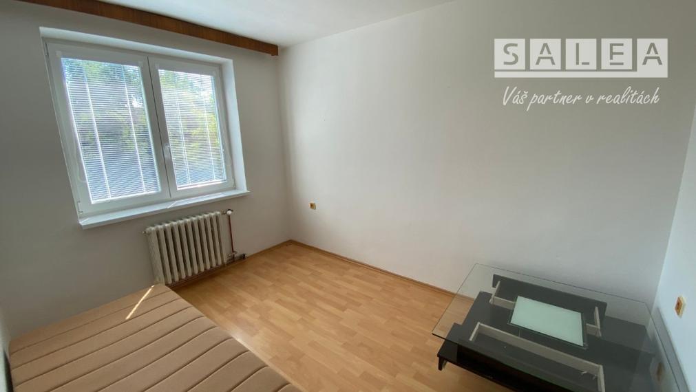 ZÁVODIE-ŽILINA, 4I BYT V TICHEJ LOKALITE S VLASTNÝM KÚRENÍM