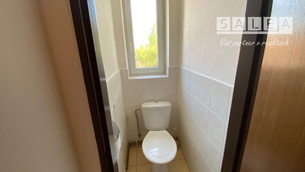 ZÁVODIE-ŽILINA, 4I BYT V TICHEJ LOKALITE S VLASTNÝM KÚRENÍM