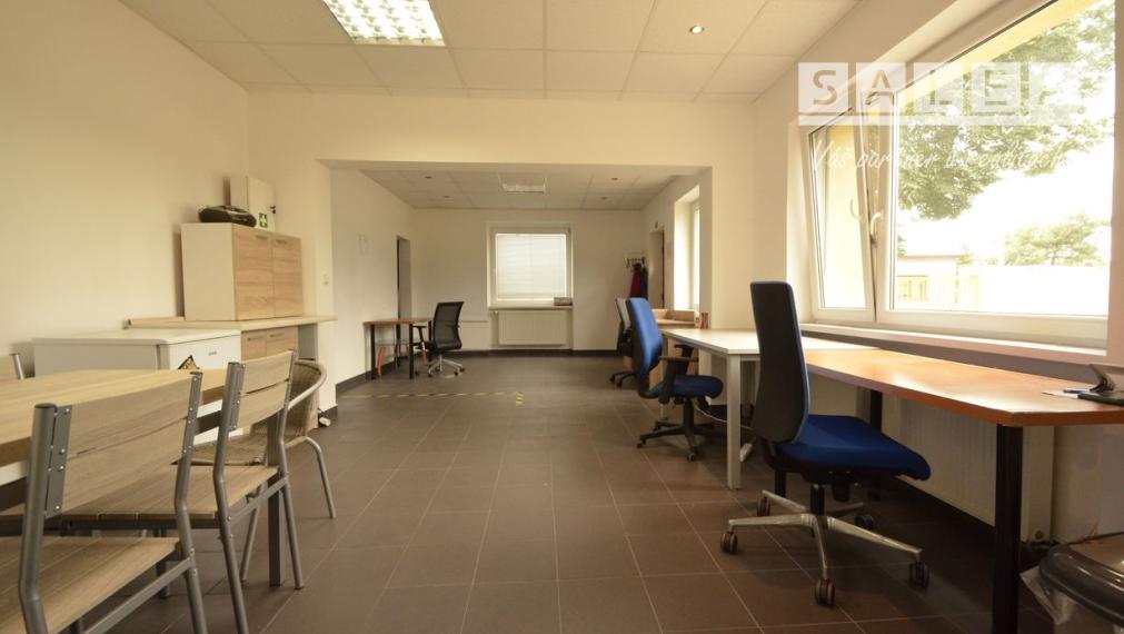 NOVÁKY - POLYFUNKČNÝ DOM + GARÁŽE + POZEMOK 948m2