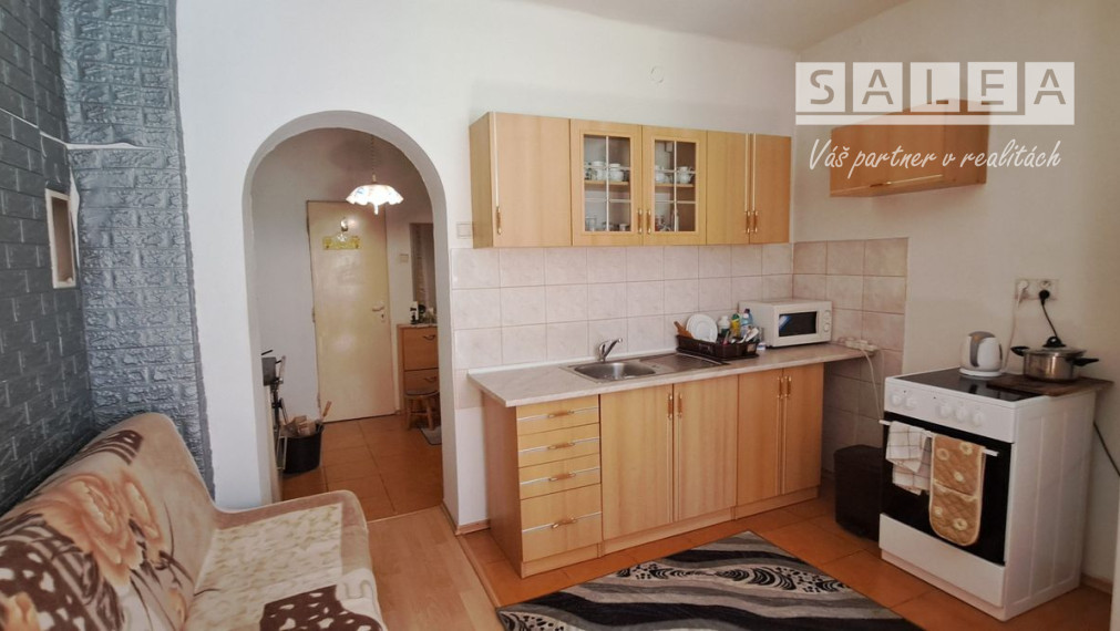 Bytová jednotka v rodinnom dome so  záhradou.