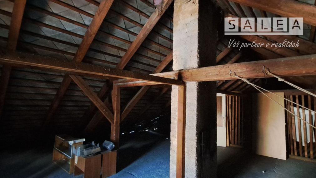 Bytová jednotka v rodinnom dome so  záhradou.