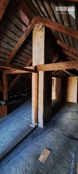 Bytová jednotka v rodinnom dome so  záhradou.