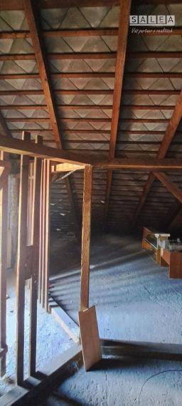 Bytová jednotka v rodinnom dome so  záhradou.