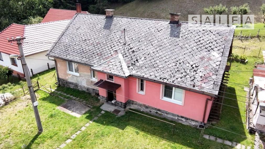 Bytová jednotka v rodinnom dome so  záhradou.