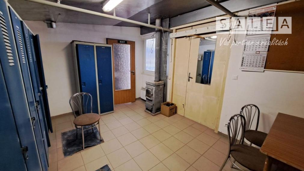 Predaj podnikateľský priestor – ideálny pre autoservis alebo pneuservis upravená cena