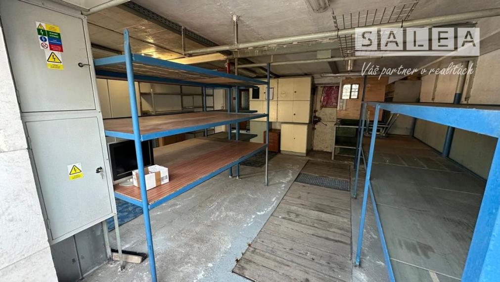 Predaj podnikateľský priestor – ideálny pre autoservis alebo pneuservis upravená cena