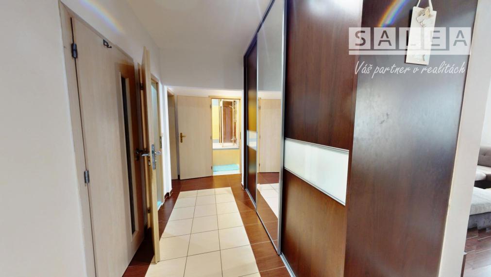 4 izbový byt, 91m2, loggia, pivnica, Nám. 1 mája, Senec