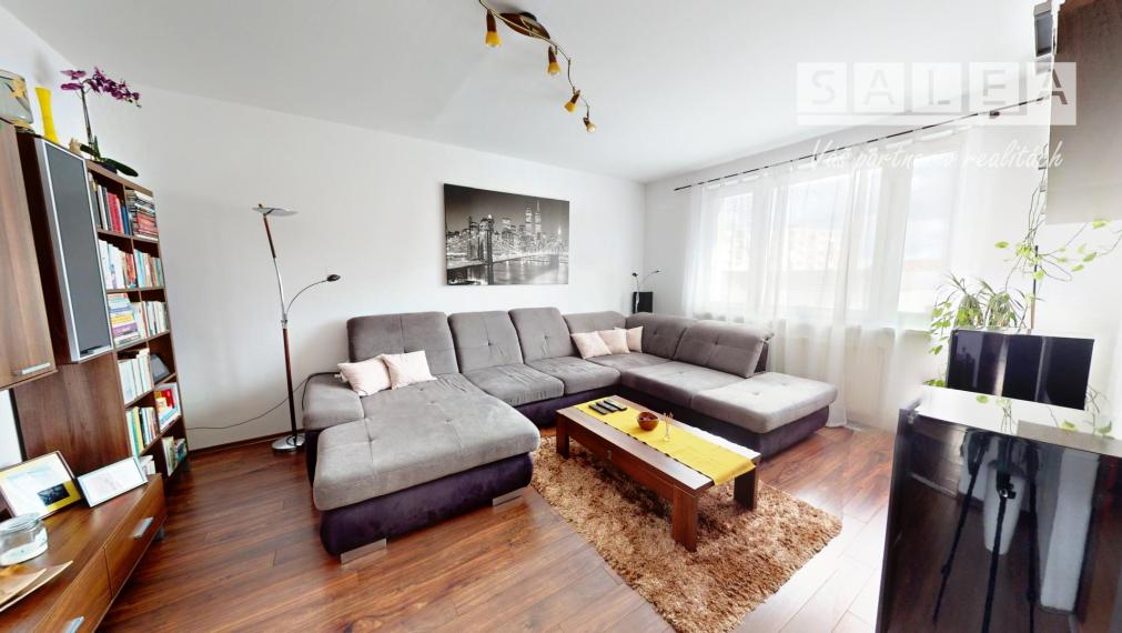 4 izbový byt, 91m2, loggia, pivnica, Nám. 1 mája, Senec