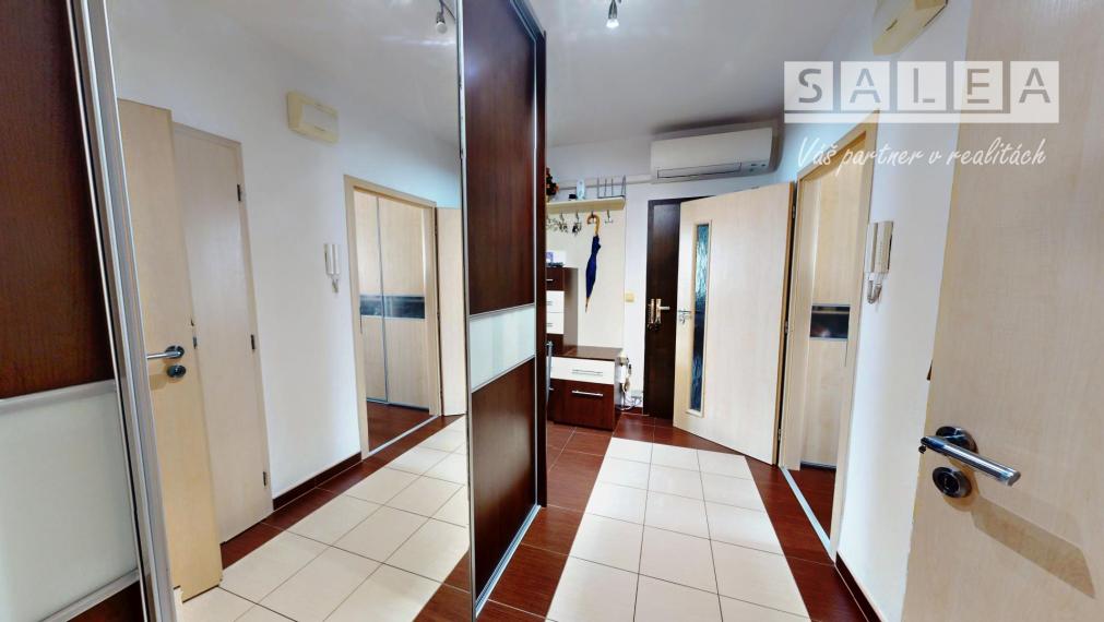 4 izbový byt, 91m2, loggia, pivnica, Nám. 1 mája, Senec