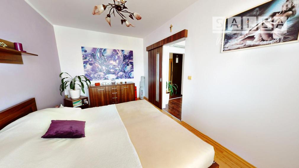 4 izbový byt, 91m2, loggia, pivnica, Nám. 1 mája, Senec