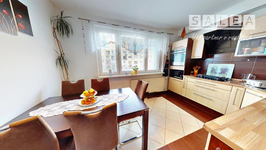 4 izbový byt, 91m2, loggia, pivnica, Nám. 1 mája, Senec