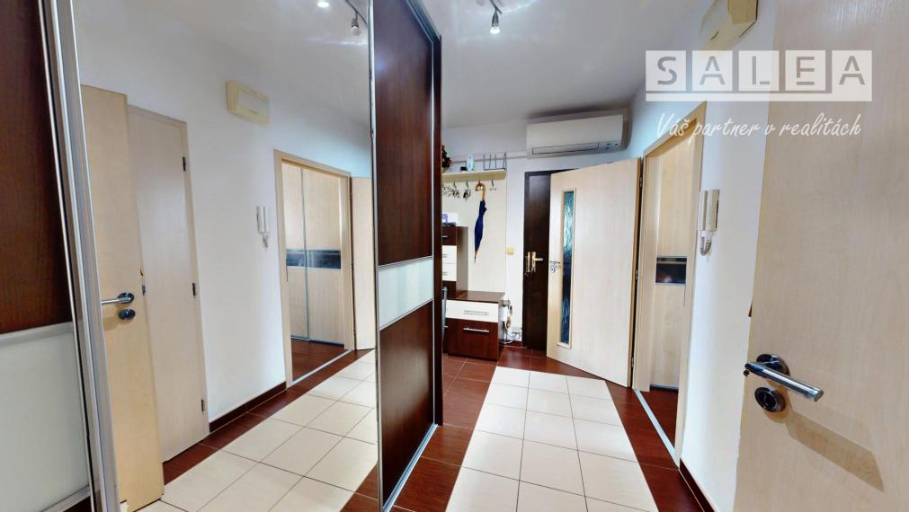 4 izbový byt, 91m2, loggia, pivnica, Nám. 1 mája, Senec