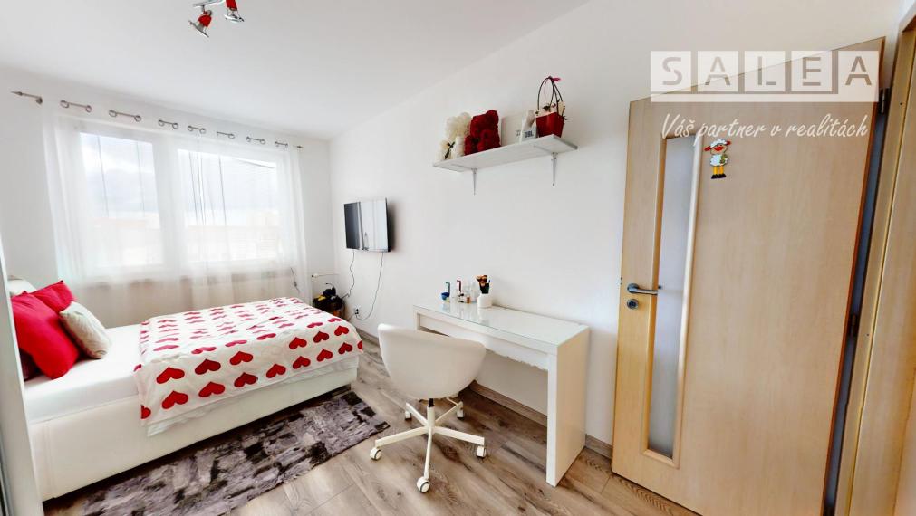 4 izbový byt, 91m2, loggia, pivnica, Nám. 1 mája, Senec