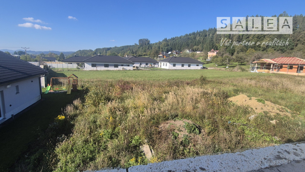 HLINIK NAD VÁHOM - NOVOSTAVBA 5 IZBOVÝ RD + 849m2 POZEMOK