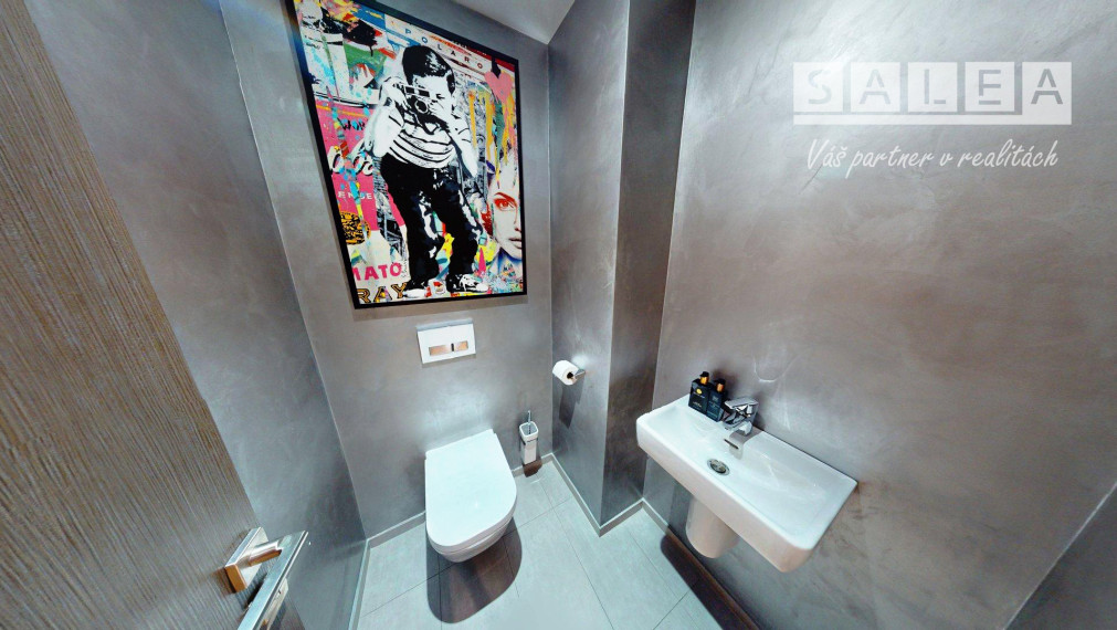 ŽILINA CENTRUM- EXKLUZÍVNY 3 BYT (107 m2) + GARÁŽ + POZEMOK