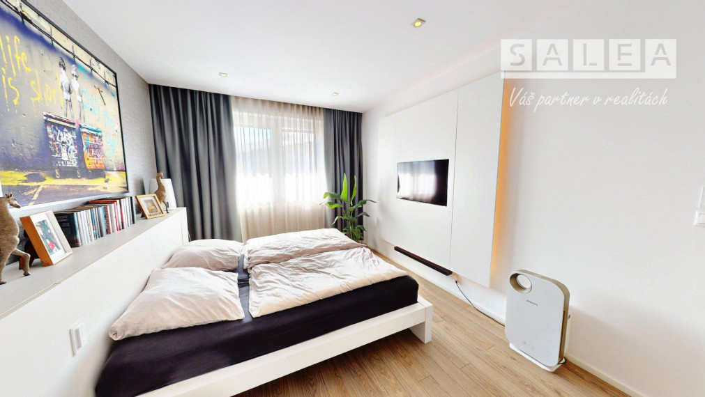 ŽILINA CENTRUM- EXKLUZÍVNY 3 BYT (107 m2) + GARÁŽ + POZEMOK