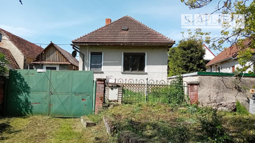 4 izbový rodinný dom, 2695m2, Baďan okres Banská Štiavnica