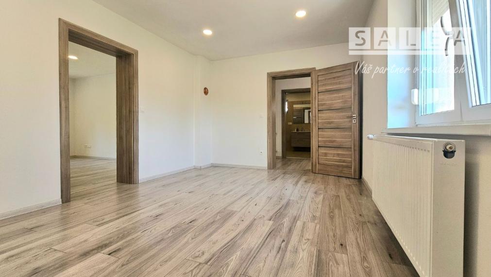 Krásny 4i Rodinný dom 166m2 ,na pozemku 1315m2 Vozokany.