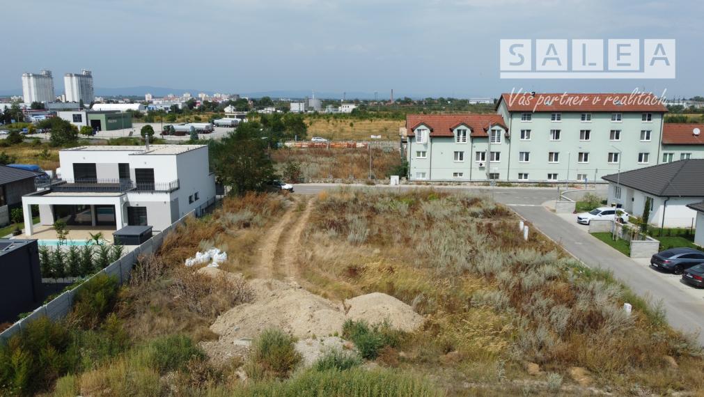 Stavebný pozemok, 495m2, IS na pozemku, Kapria ulica Senec