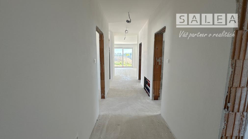 Moderný bungalov, 536m2, Karasová ulica Senec