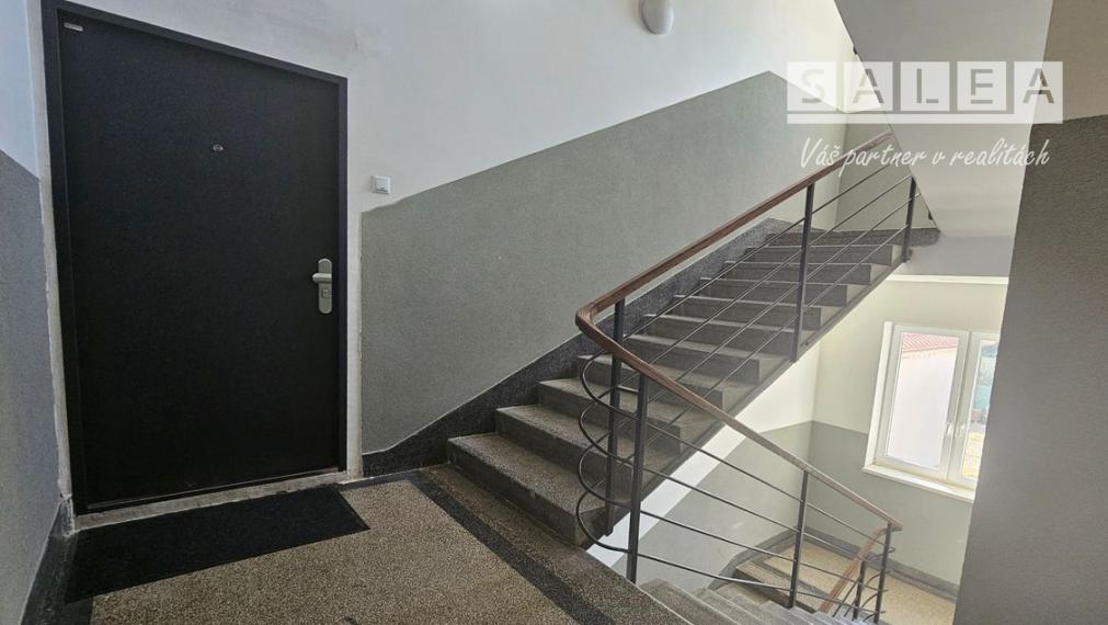 3i byt 114m2, vynikajúca poloha, dve kúpeľne, Sládkovičovo